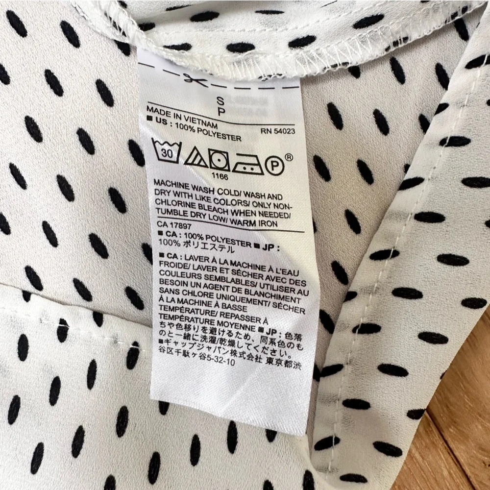 Black and White Dotted Top - Picture 5 of 5